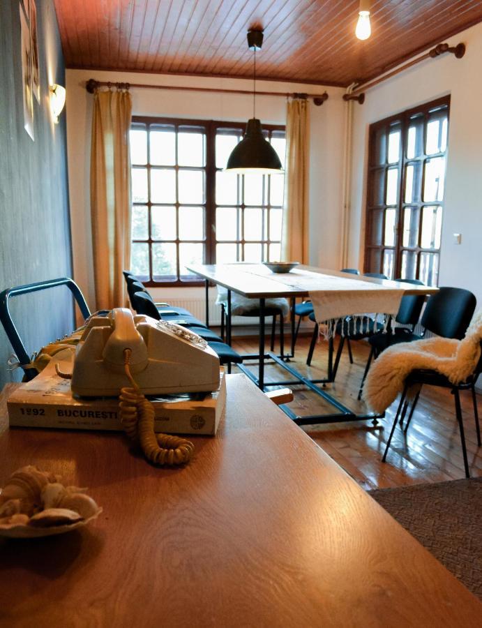 Grandpa'S Hidden Crib, 6 Bedroom, Pet Friendly ซินายา ภายนอก รูปภาพ