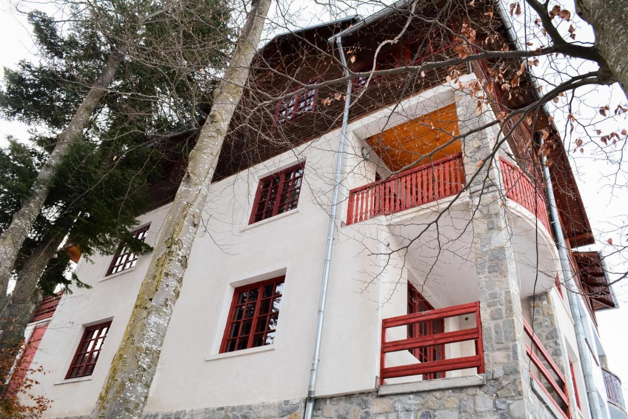 Grandpa'S Hidden Crib, 6 Bedroom, Pet Friendly ซินายา ภายนอก รูปภาพ